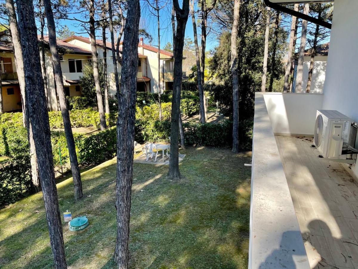 Villa Antonietta 3, Tra Pineta E Mare ビビオーネ エクステリア 写真